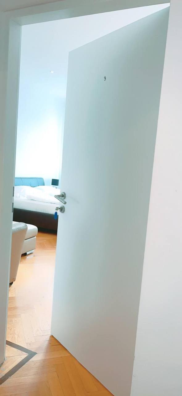 Privatunterkunft Cozy In Keplerplatz Kp T